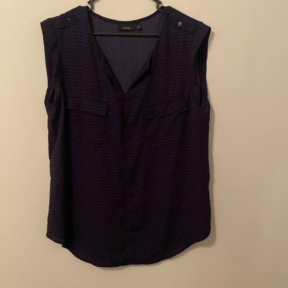 APT. 9 Black and Blue Sleeveless Patterned Blouse with Front Pocket [Size. L]